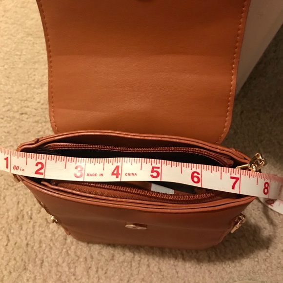 Just In! 🆕 VERONA O Ring Chain Buckle Backpack - Picture 6 of 8